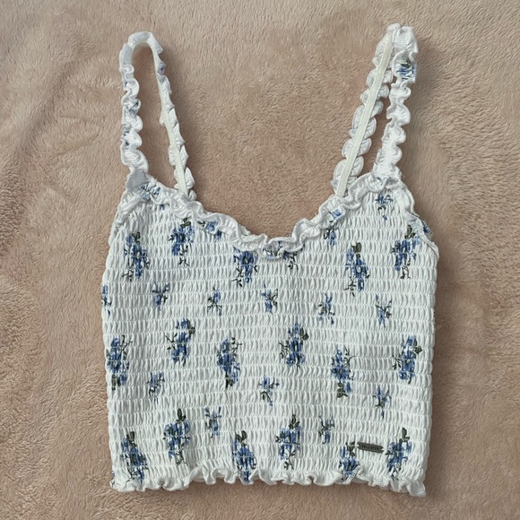 Hollister White Floral Scrunch Tank - Picture 2 of 5